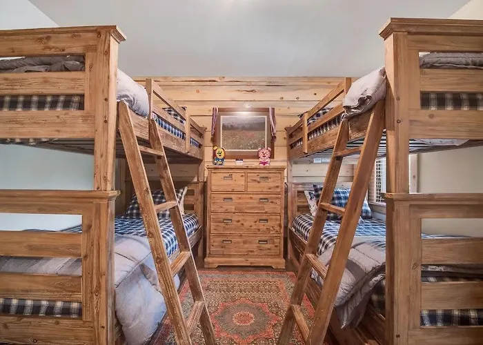 Cozy 2Br Condo Near Peak 8 And Town With Hot Tub Access